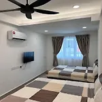 Famosa 2 Stay At Ong Kim Wee